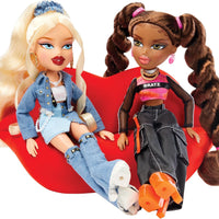 Bratz Dolls - Funky Fashion Furniture Lip Couch Playset & Display